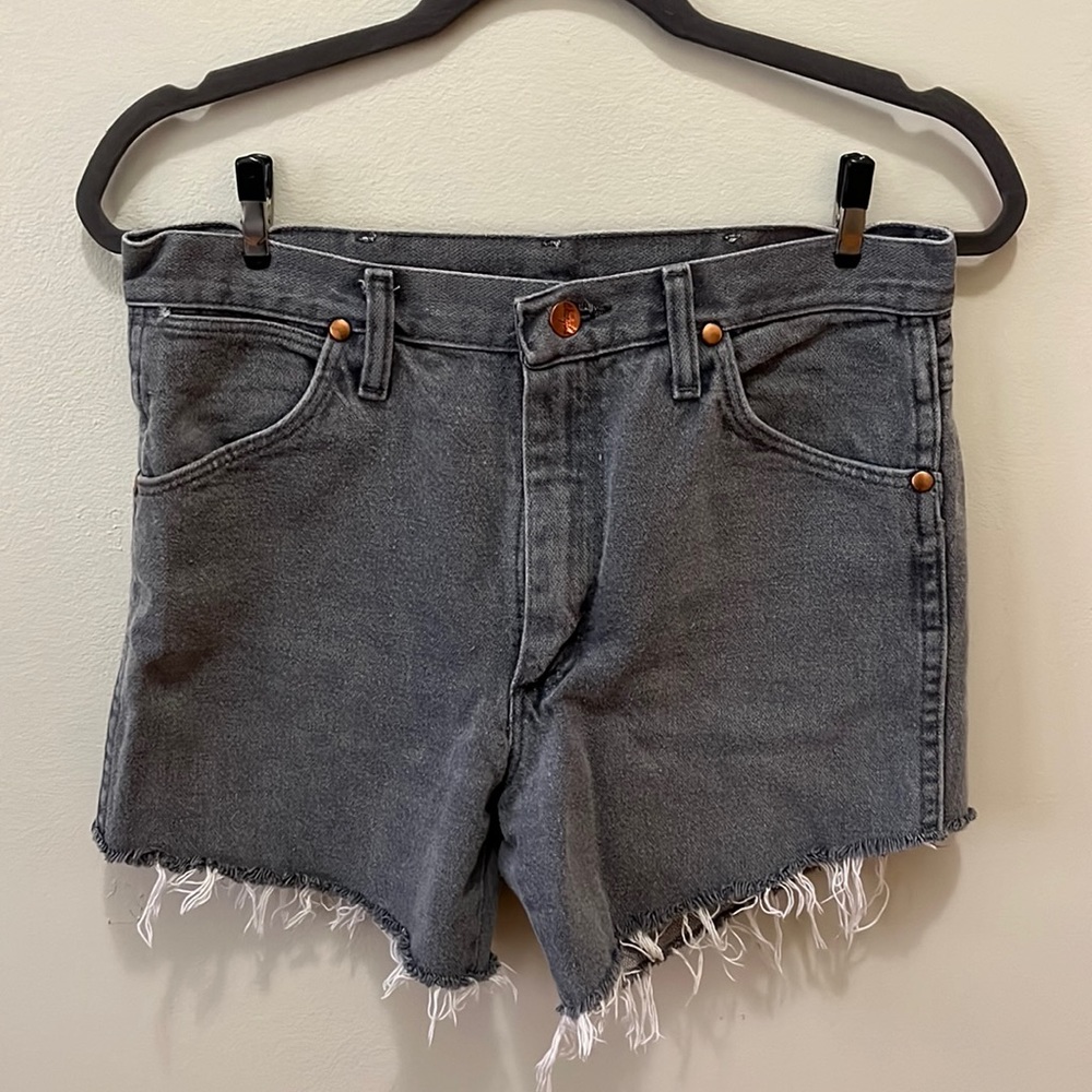 Gray Wrangler Cut off Jean Shorts - 30x30